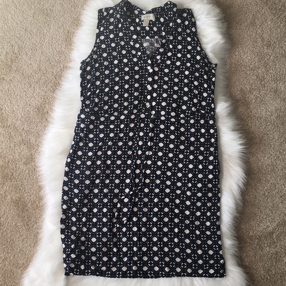 The perfect office to happy hour dress!
